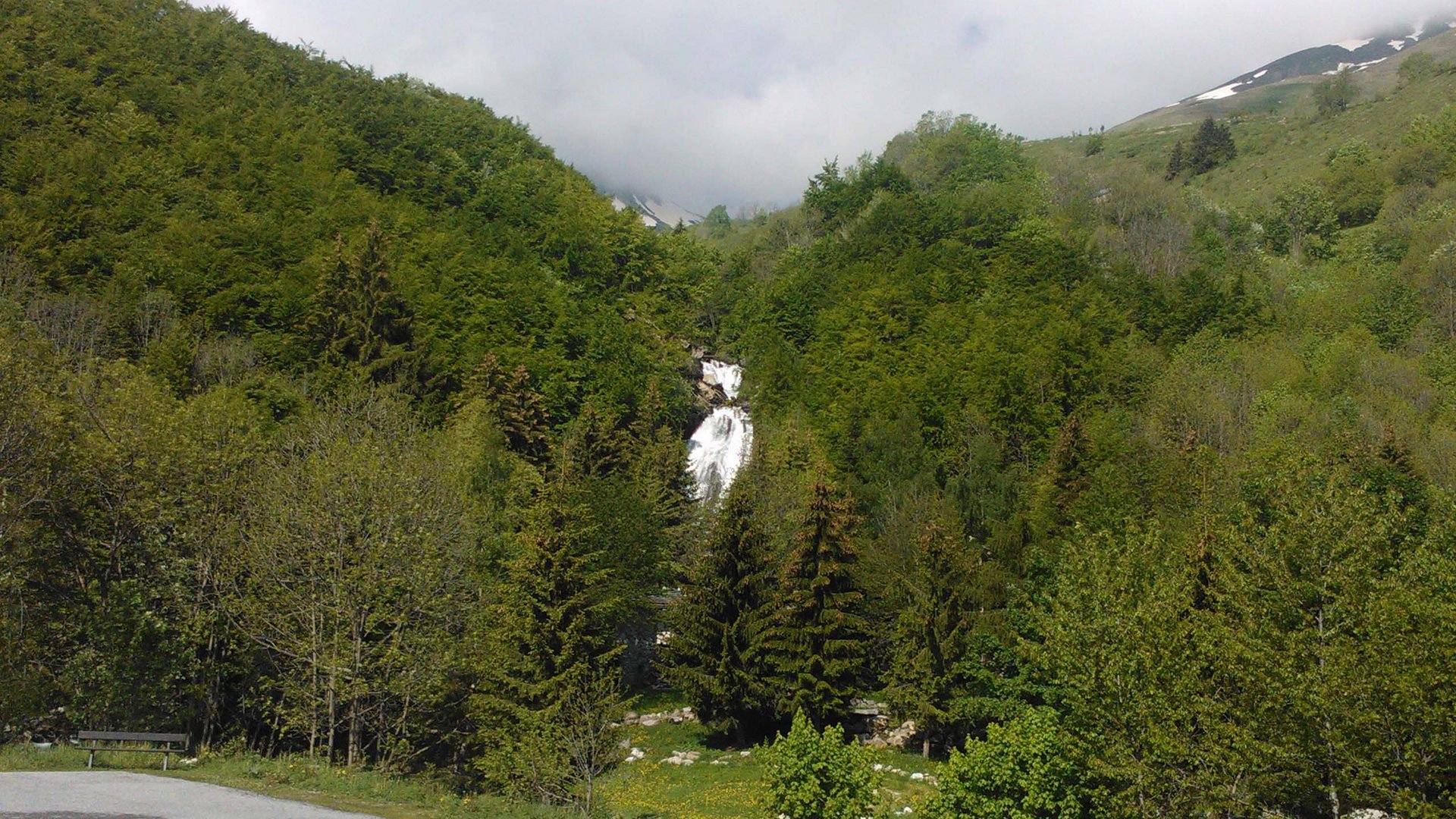 Sanfter Ökotourismus in den Alpen in Bildern