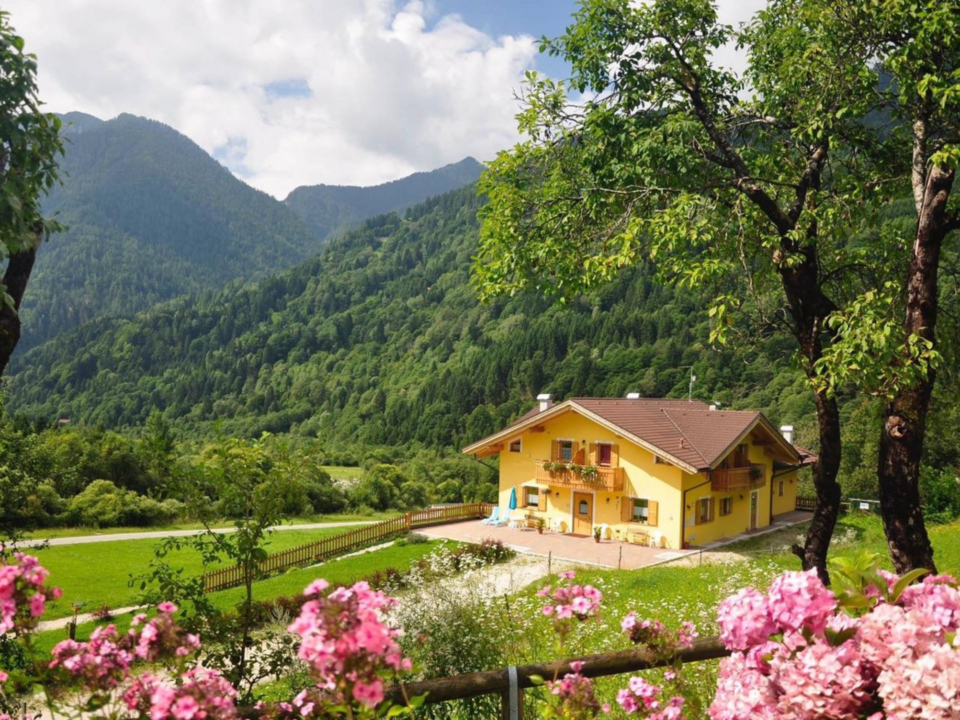 La maestosità delle Dolomiti a Primiero San Martino di Castrozza