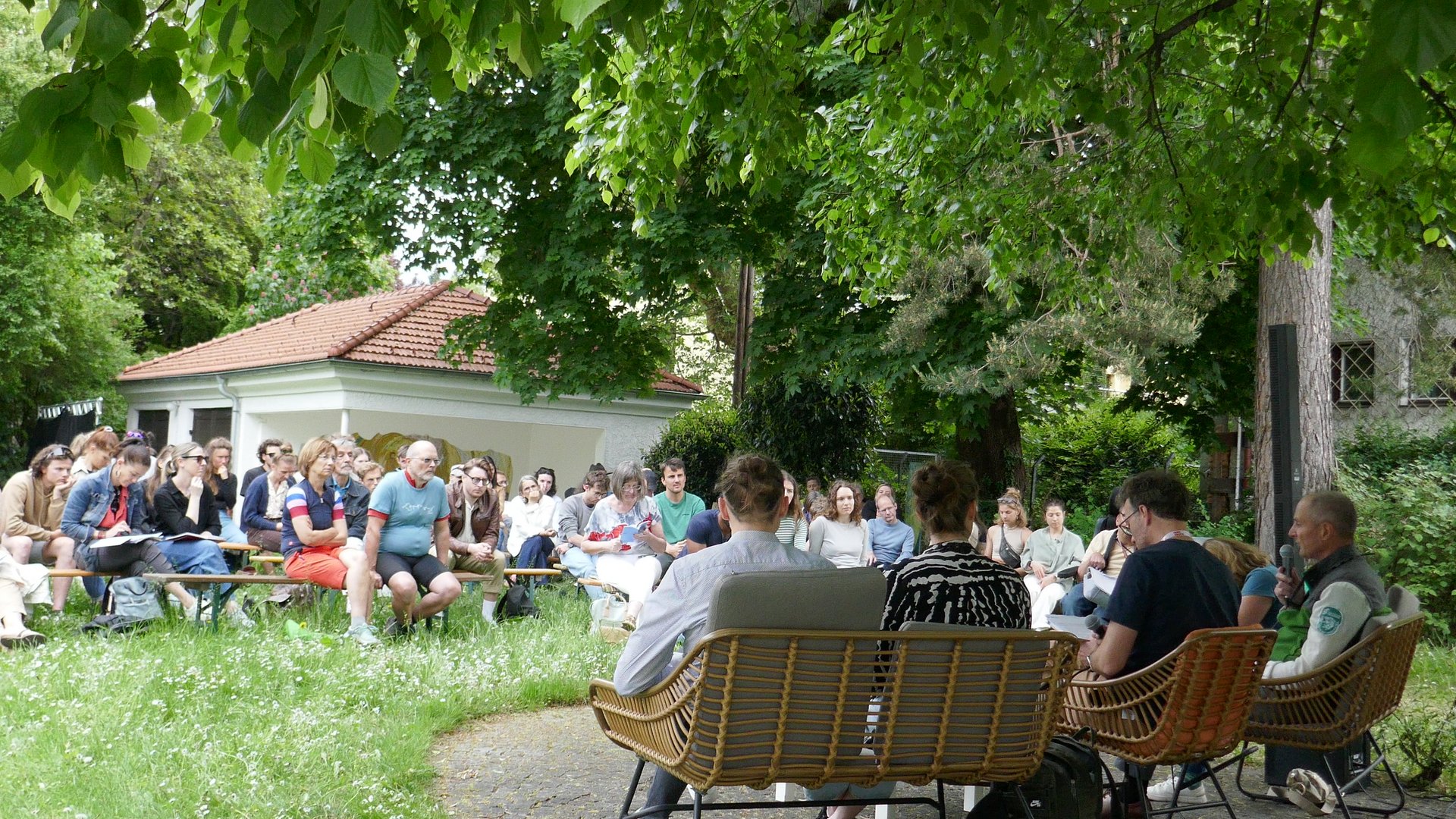 Klimawandelanpassung in den Alpen - Beispiele, Strategien, Perspektiven Klimawandelanpassung in den Alpen - Beispiele, Strategien, Perspektiven