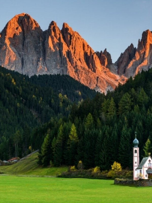 Val di Funes: Vivere la natura attraverso gli splendidi masi