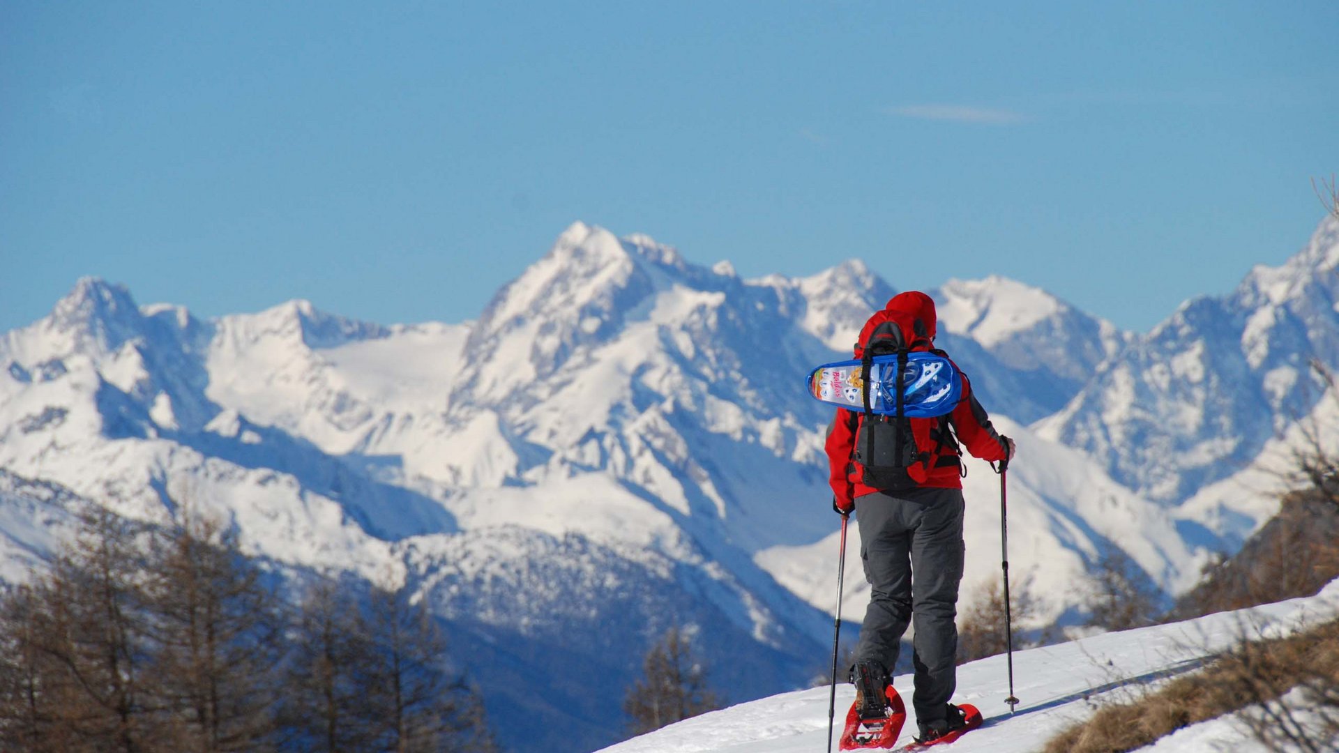 Pictures of gentle eco-tourism in the Alps