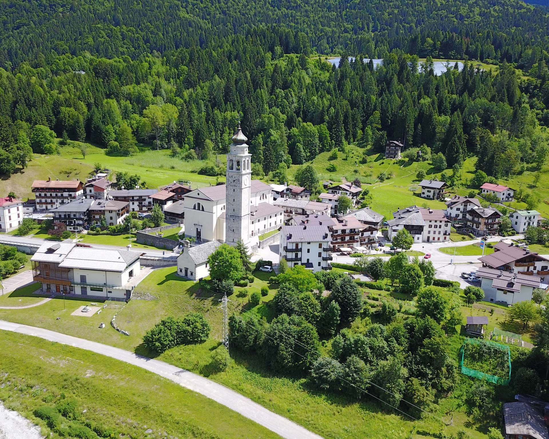 Naravni dragulj Forni di Sopra