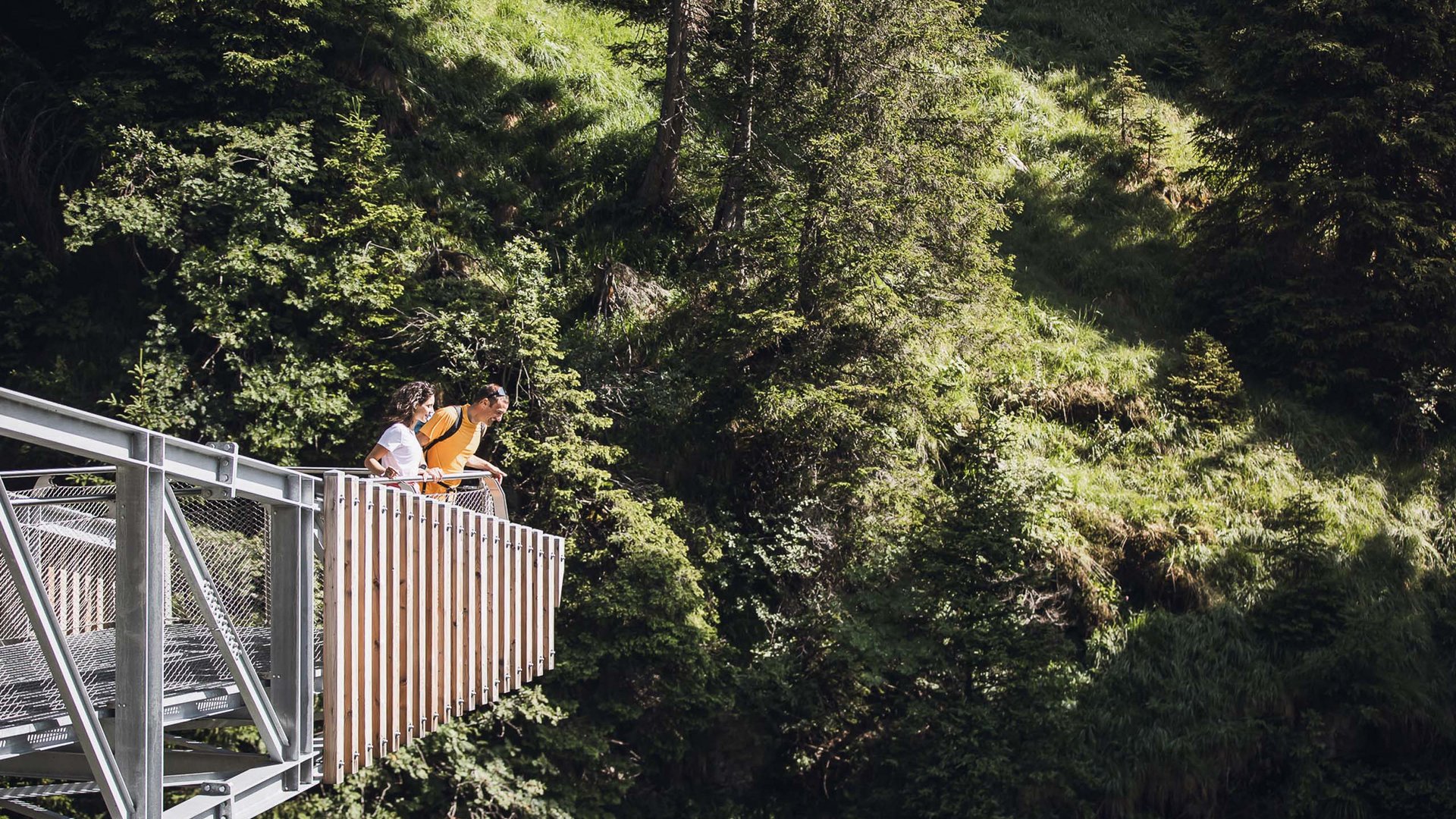 Sanfter Ökotourismus in den Alpen in Bildern