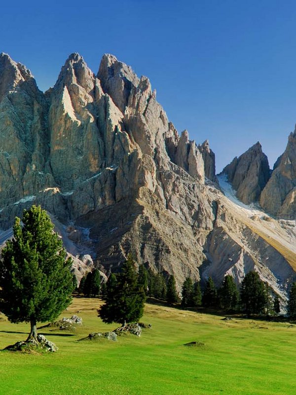 Funes, un rifugio tra le Dolomiti.