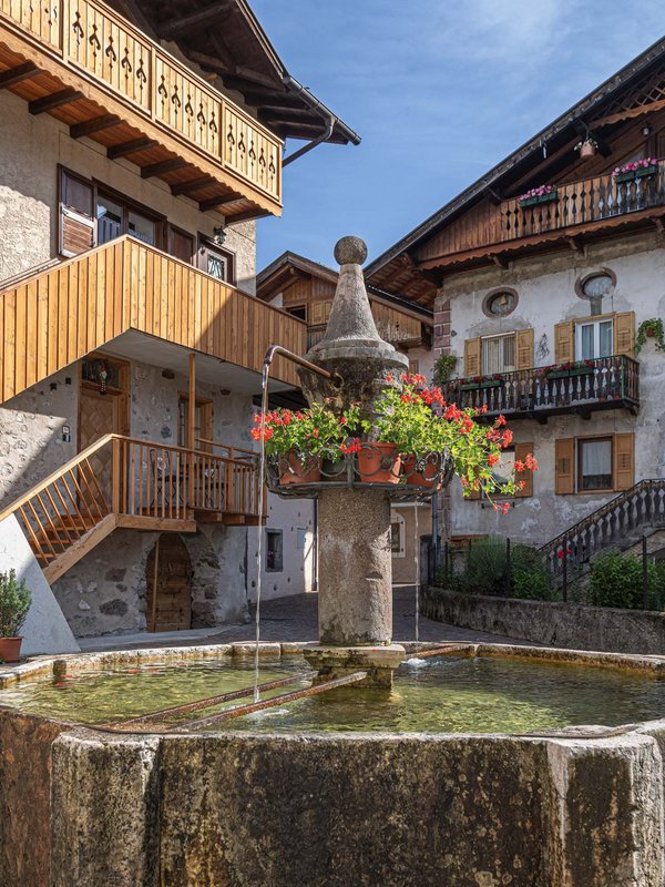 La maestosità delle Dolomiti a Primiero San Martino di Castrozza