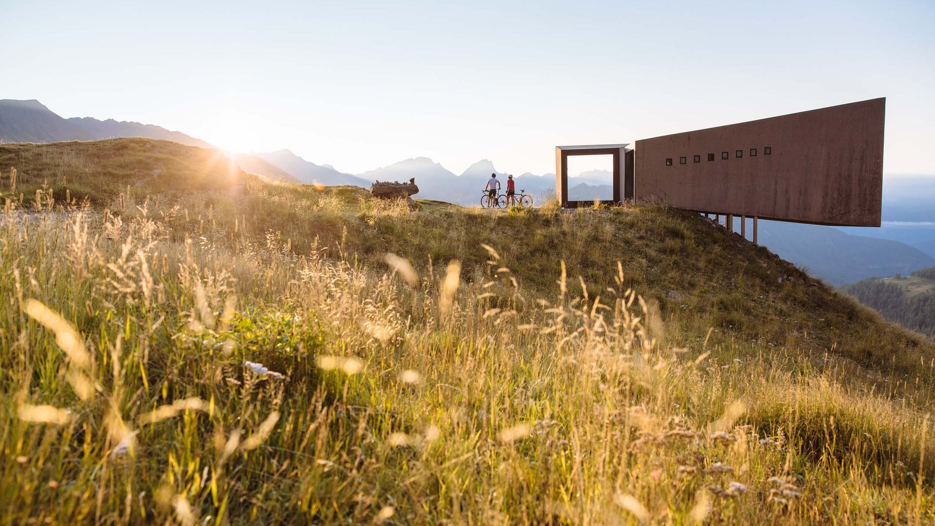 Sanfter Ökotourismus in den Alpen in Bildern