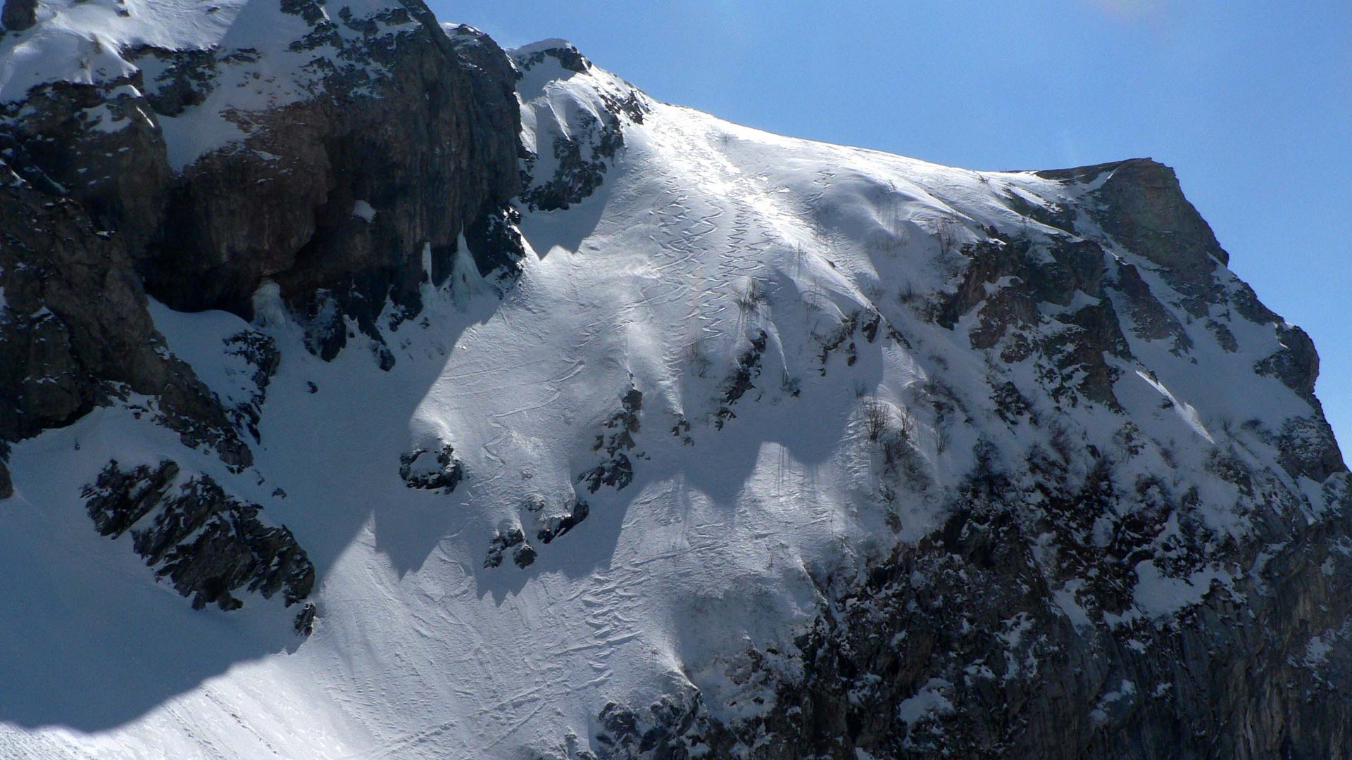 Pictures of gentle eco-tourism in the Alps