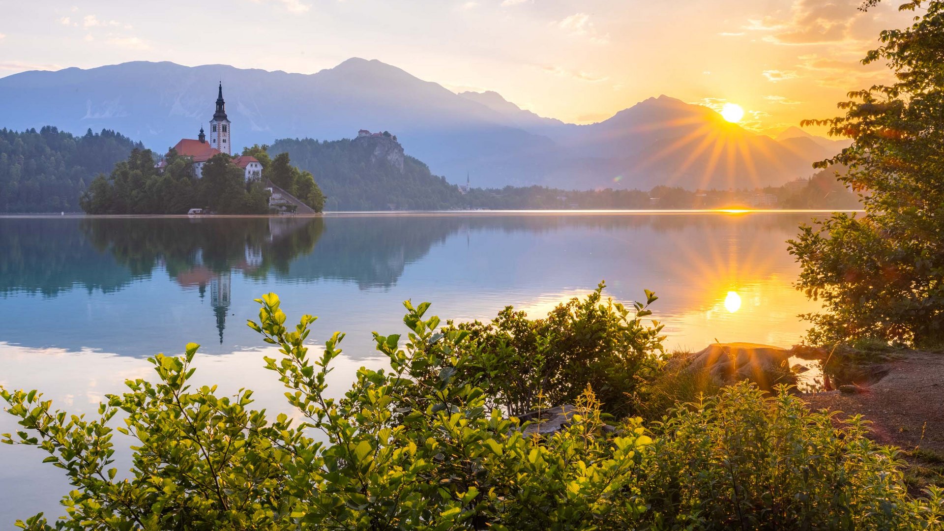 Pictures of gentle eco-tourism in the Alps