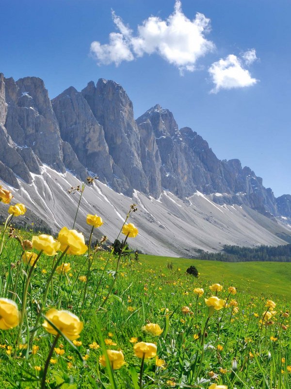 Funes, un rifugio tra le Dolomiti.