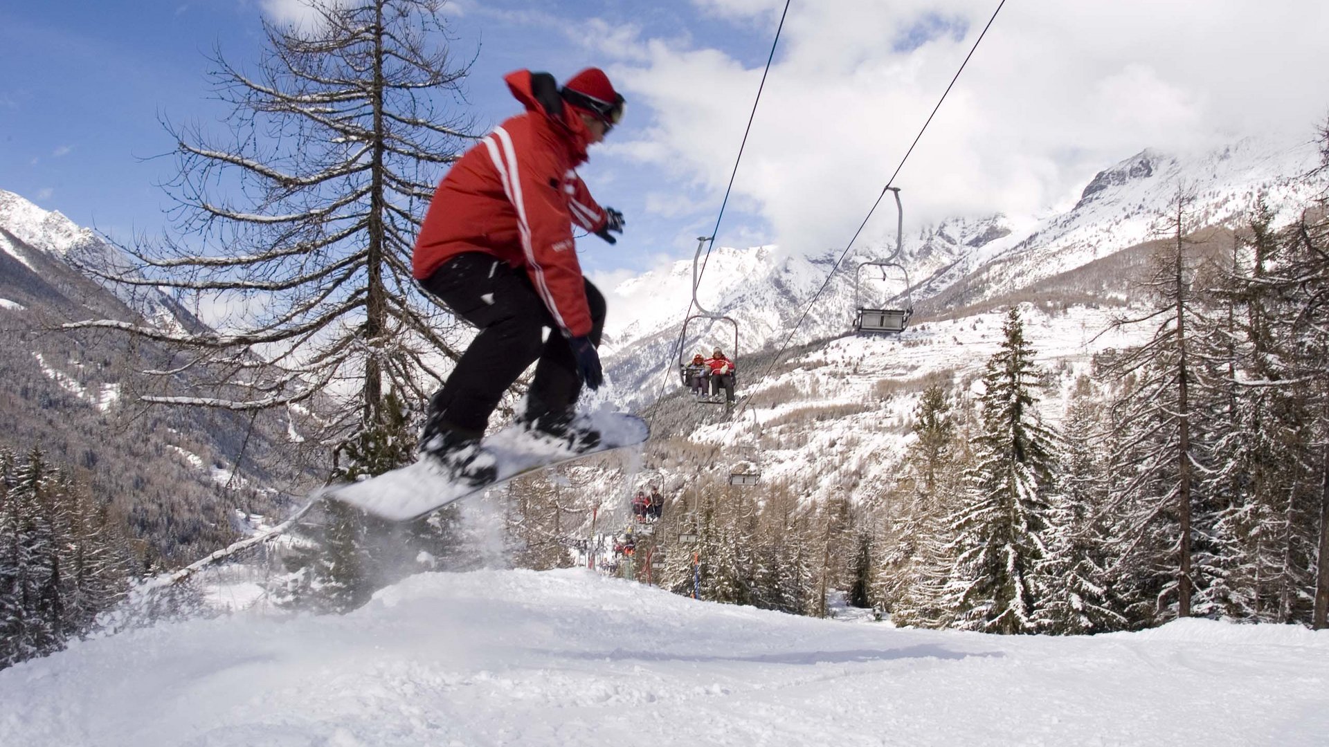 Pictures of gentle eco-tourism in the Alps