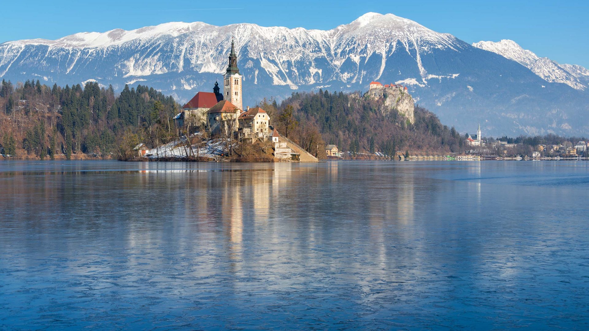 Pictures of gentle eco-tourism in the Alps