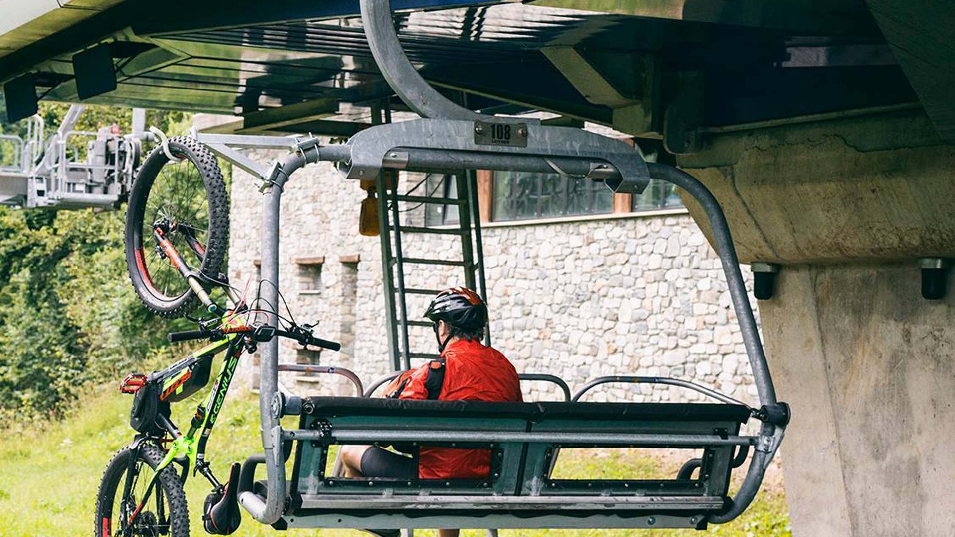 Pictures of gentle eco-tourism in the Alps