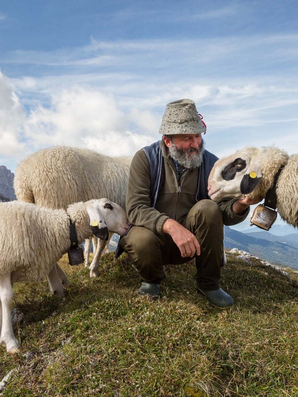 Funes, un rifugio tra le Dolomiti.