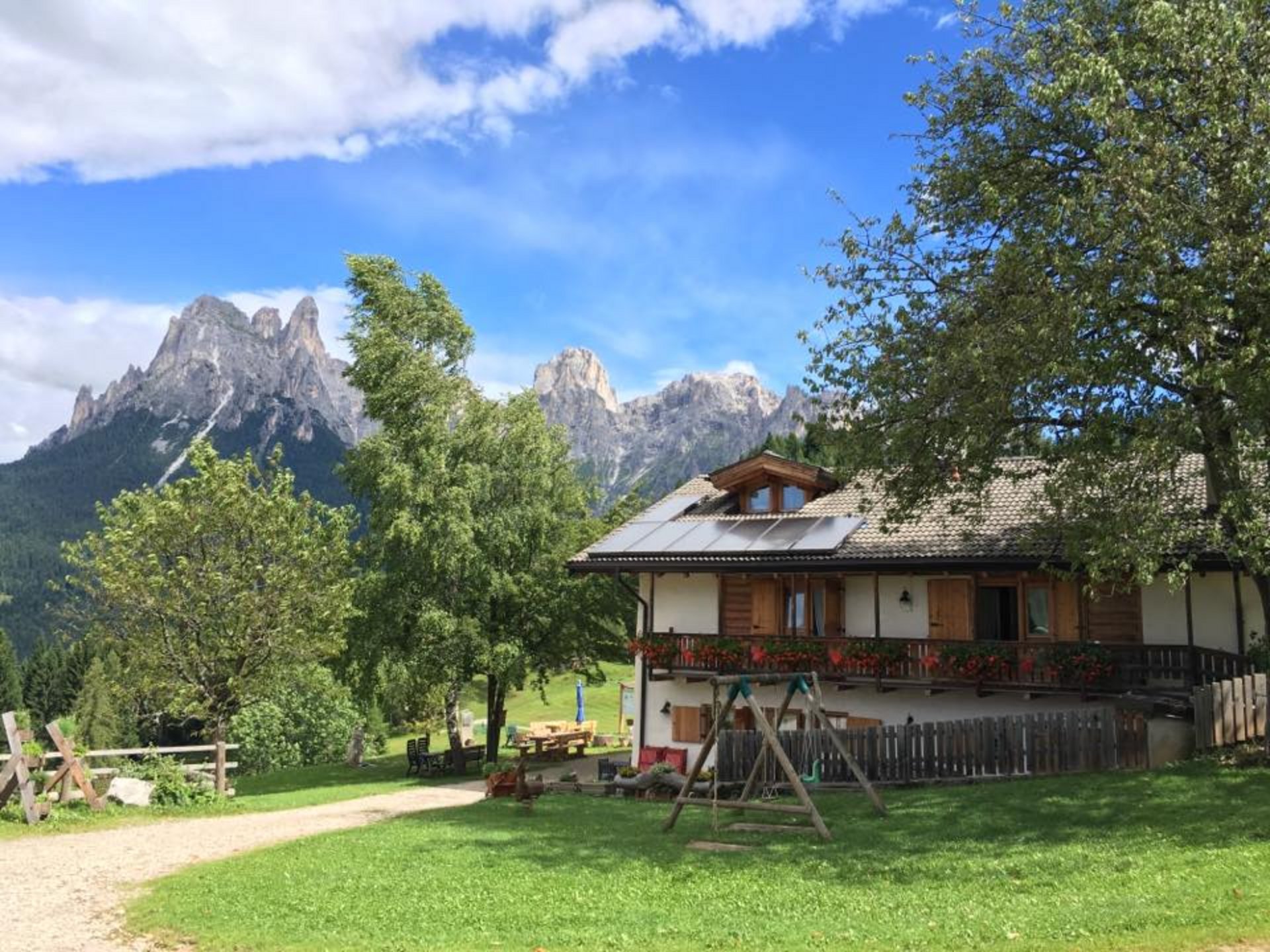 Lepota Dolomitov Primiero San Martino di Castrozza