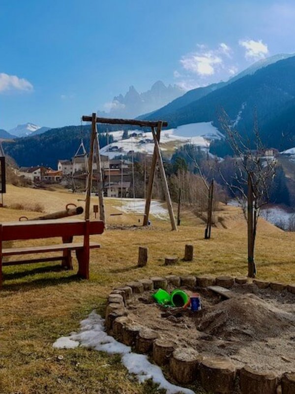 Val di Funes: Vivere la natura attraverso gli splendidi masi