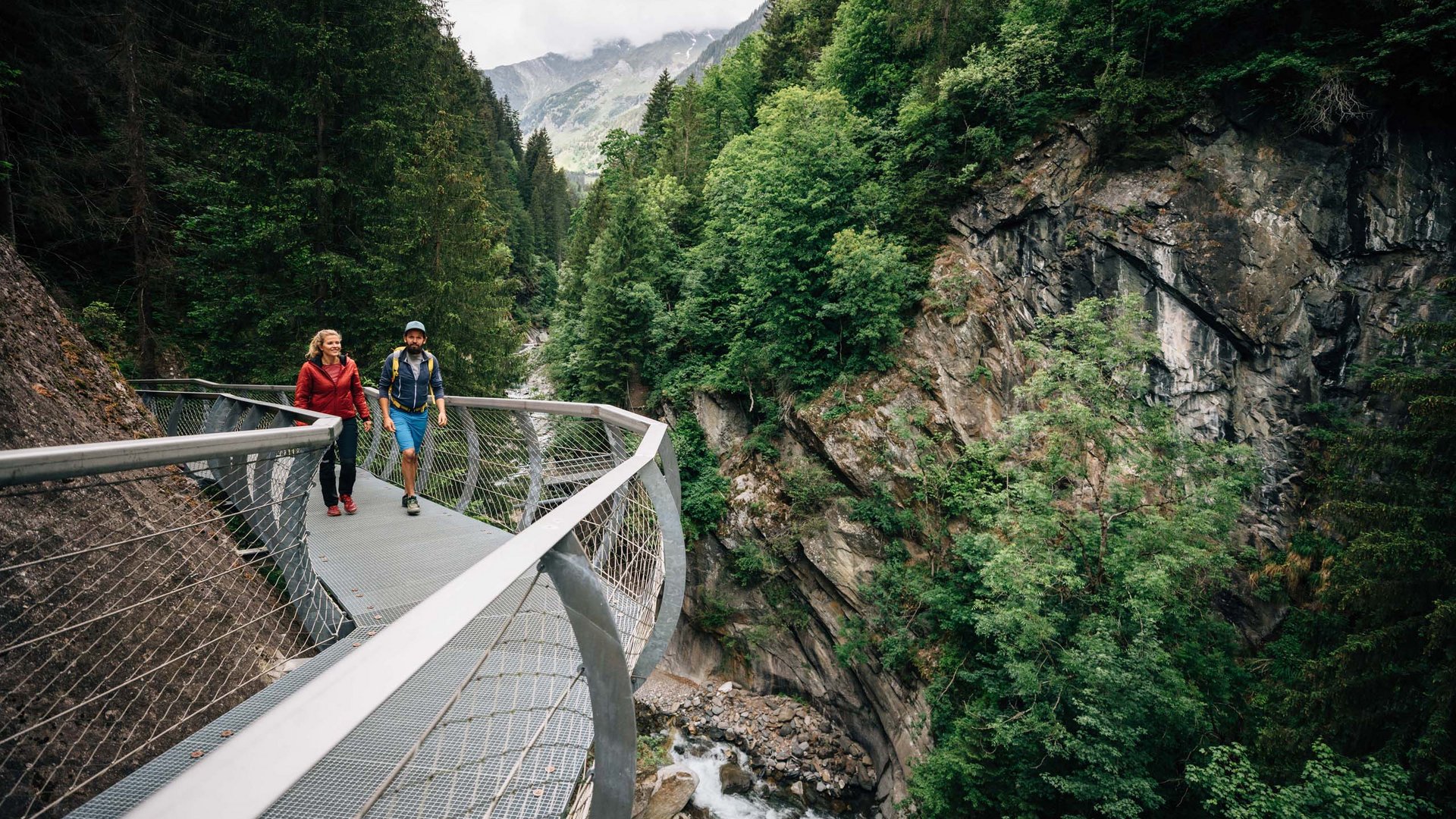 Sanfter Ökotourismus in den Alpen in Bildern