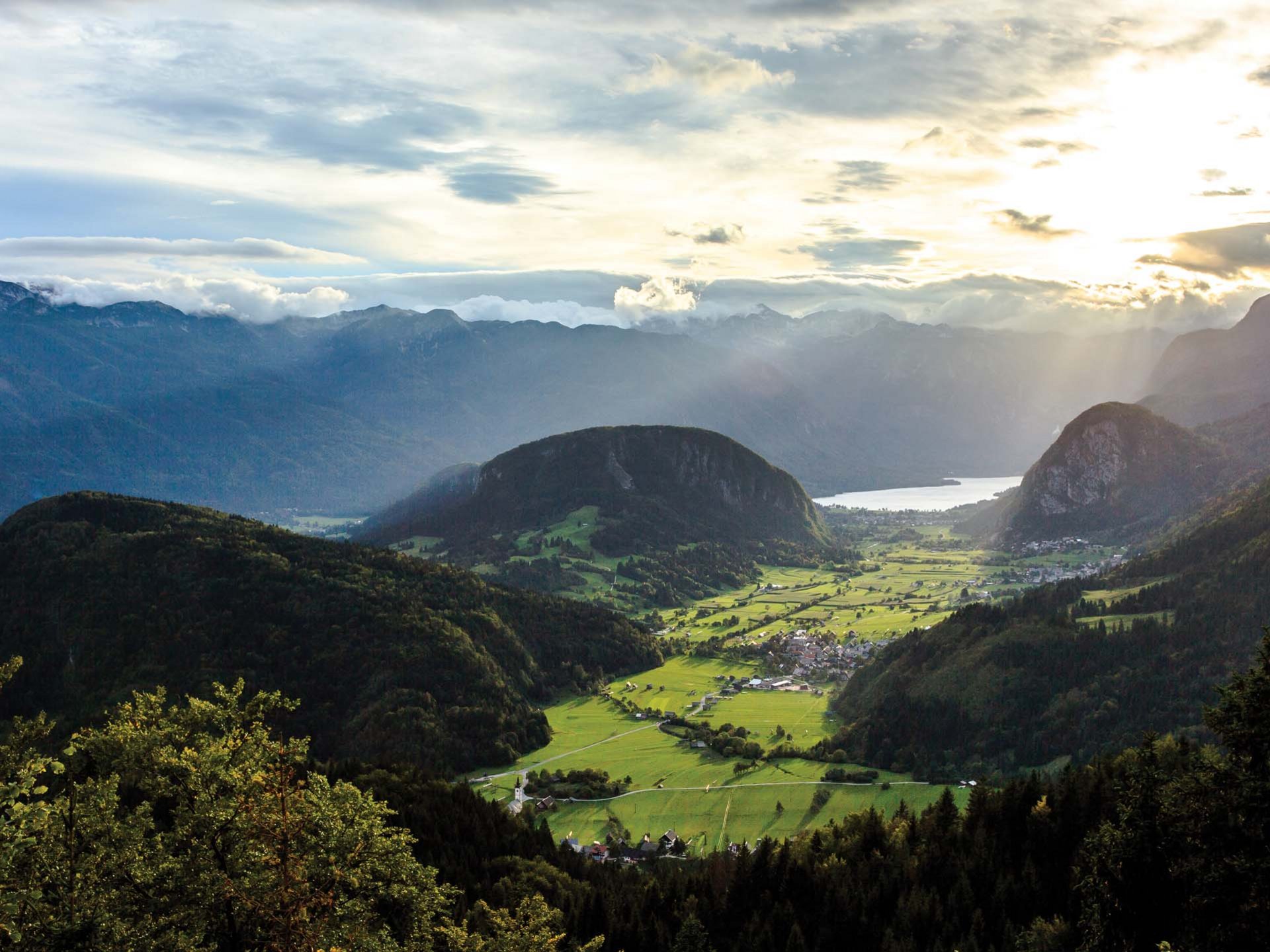 A holiday without your car in Slovenia